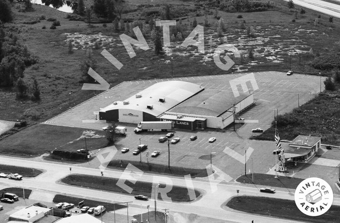 City Limits Bowling (Mason Lanes) - Vintage Photo (newer photo)